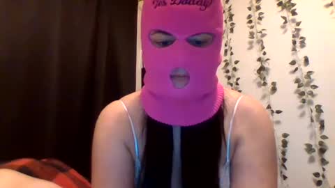 Lauren online show from October 19, 2025, 11:05 pm