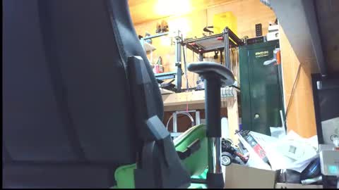 Snapshot of selfpound chatting on November 4, 2025, 8:19 pm selfpound online show from November 4, 2025, 8:19 pm