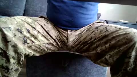 Snapshot of selfpound chatting on January 6, 2026, 7:06 pm selfpound online show from January 6, 2026, 7:06 pm