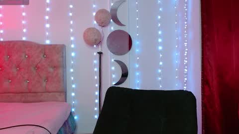 Selen online show from February 22, 2025, 2:28 am