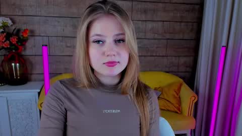 SelinSwarovski online show from February 22, 2025, 11:13 pm