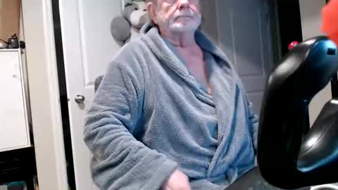 selkie2s online show from April 4, 2026, 8:50 pm