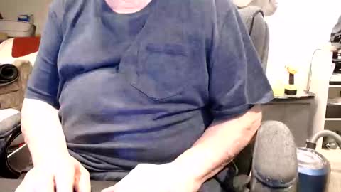 selkie2s online show from April 21, 2026, 9:50 pm