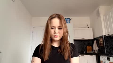 Lily online show from June 21, 2026, 3:20 am