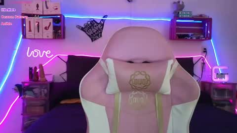 Selvaggia Del Caribe online show from March 11, 2025, 8:20 pm