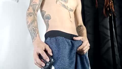 Snapshot of sem_alas chatting on February 1, 2025, 4:03 am sem_alas online show from February 1, 2025, 4:03 am