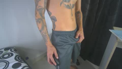 Snapshot of sem_alas chatting on February 15, 2025, 2:04 am sem_alas online show from February 15, 2025, 2:04 am