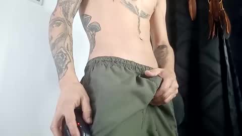 Snapshot of sem_alas chatting on February 19, 2025, 5:38 am sem_alas online show from February 19, 2025, 5:38 am