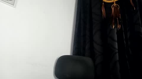 Snapshot of sem_alas chatting on February 20, 2025, 5:55 am sem_alas online show from February 20, 2025, 5:55 am