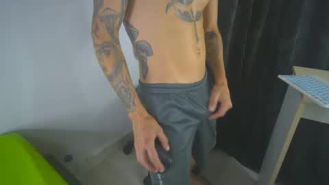 Snapshot of sem_alas chatting on March 3, 2025, 3:30 am sem_alas online show from March 3, 2025, 3:30 am