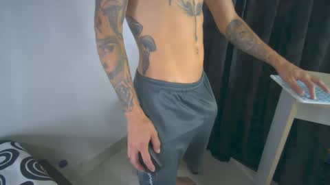 Snapshot of sem_alas chatting on March 9, 2025, 9:03 pm sem_alas online show from March 9, 2025, 9:03 pm