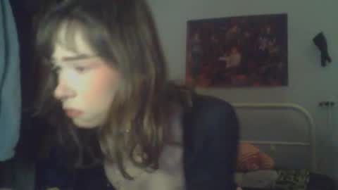 goddess esme  online show from March 8, 2026, 12:52 am