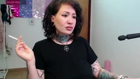 senorita_dakota online show from September 20, 2025, 6:42 pm