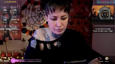 senorita_dakota online show from October 30, 2025, 9:59 pm