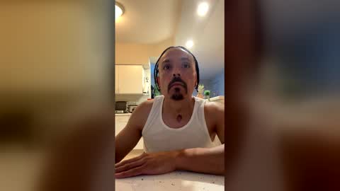 Snapshot of sensay_mtz chatting on March 7, 2026, 3:03 am sensay mtz online show from March 7, 2026, 3:03 am