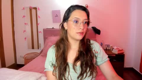 Samantha -  online show from November 19, 2025, 6:08 pm