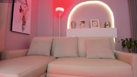 sensual_shanel online show from April 22, 2026, 2:25 am