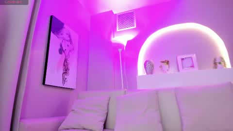 Snapshot of sensual_shanel chatting on June 11, 2026, 2:53 am sensual_shanel online show from June 11, 2026, 2:53 am