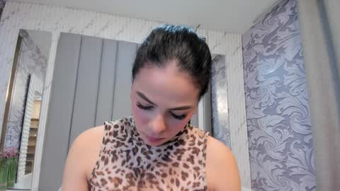 Sophie     online show from April 9, 2026, 11:15 am