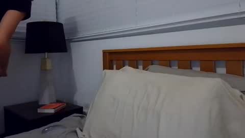 Cam online show from February 4, 2025, 11:49 pm