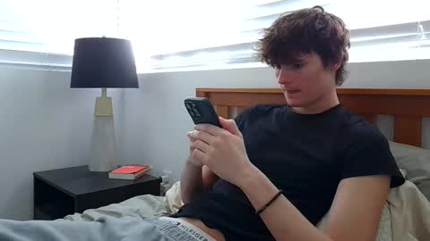 Cam online show from February 11, 2025, 7:16 pm