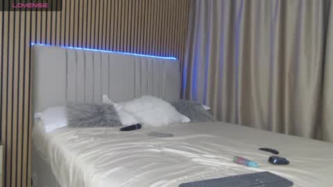 Snapshot of sensualhallie chatting on May 18, 2026, 6:36 pm Hallie online show from May 18, 2026, 6:36 pm