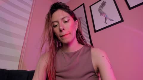 Snapshot of sensualjanex chatting on June 10, 2026, 5:28 am Jane online show from June 10, 2026, 5:28 am