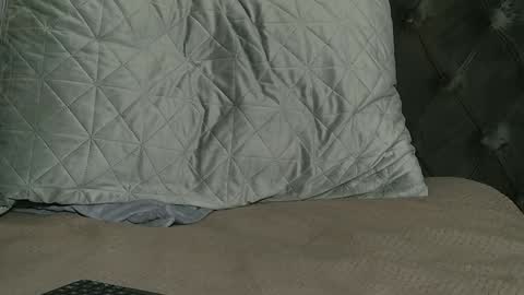 Snapshot of sensualldream chatting on November 27, 2025, 10:28 am Alya online show from November 27, 2025, 10:28 am