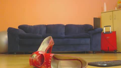 sensualmyra online show from March 12, 2026, 3:29 pm