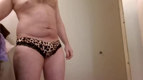 Snapshot of sensualuncut4u4fun chatting on March 26, 2026, 4:56 pm sensualuncut4u4fun online show from March 26, 2026, 4:56 pm