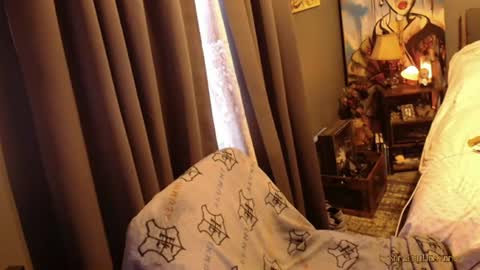 Snapshot of sentfrmheaven chatting on August 1, 2026, 12:04 pm Tara online show from August 1, 2026, 12:04 pm