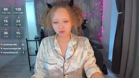 senya_sol online show from July 23, 2026, 1:58 am