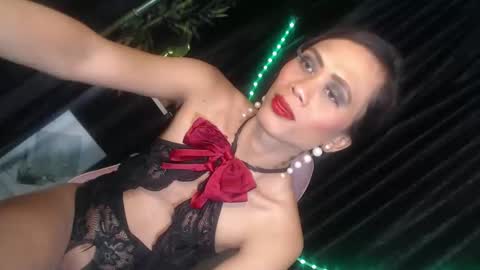 senyora_evangelista online show from April 21, 2026, 2:51 am