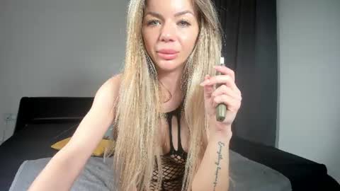 Snapshot of senzual_naughtyx chatting on June 15, 2026, 7:16 pm senzual_naughtyx online show from June 15, 2026, 7:16 pm
