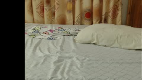 Anne online show from April 25, 2026, 5:54 am