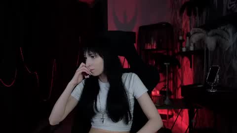 Snapshot of seraphinesparda chatting on June 13, 2026, 11:52 am Sera online show from June 13, 2026, 11:52 am