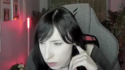 Snapshot of seraphinesparda chatting on July 17, 2026, 11:50 am Sera online show from July 17, 2026, 11:50 am