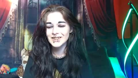 Seraphin Munster online show from January 28, 2025, 5:56 pm