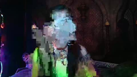 Seraphin Munster online show from February 4, 2026, 6:14 pm