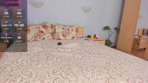 Snapshot of serdron_ chatting on December 19, 2024, 8:13 am Alisha Kevin online show from December 19, 2024, 8:13 am