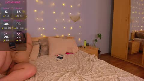 Snapshot of serdron_ chatting on March 11, 2025, 6:43 am Alisha Kevin online show from March 11, 2025, 6:43 am