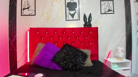 serenamystsh online show from November 28, 2025, 2:58 am