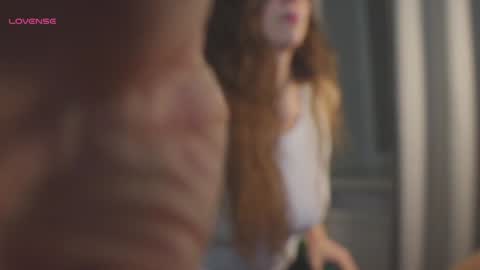 Hey Guys and Girls non-binary personalities  Im Sereta online show from December 4, 2024, 2:04 pm