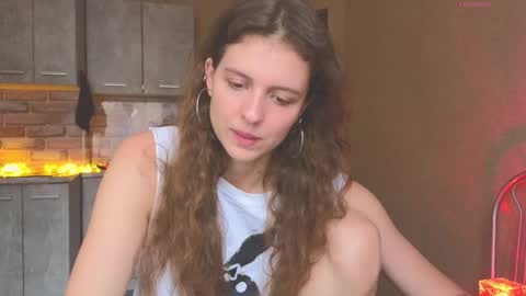 Hey Guys and Girls non-binary personalities  Im Sereta online show from October 29, 2025, 10:28 am