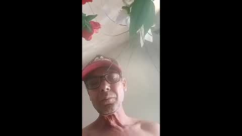 sergiobianchi977 online show from April 13, 2026, 4:01 pm