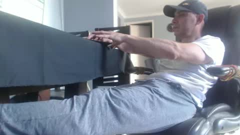 Snapshot of serioyhetero19 chatting on January 8, 2025, 5:26 pm hetero serio discreto online show from January 8, 2025, 5:26 pm