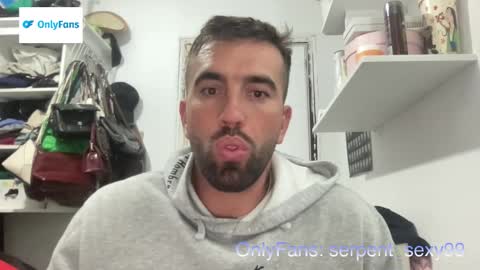 serpent_sexy online show from December 2, 2025, 12:38 am