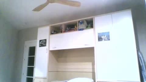 serrano49 online show from November 7, 2025, 5:07 am