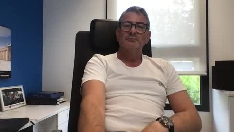 Snapshot of sesamechris92 chatting on June 3, 2026, 4:12 pm sesamechris92 online show from June 3, 2026, 4:12 pm