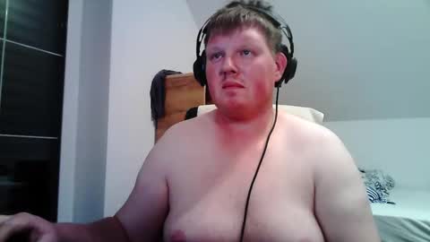 setcuna online show from April 28, 2026, 8:25 pm